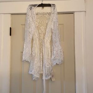 Bridal lace robe